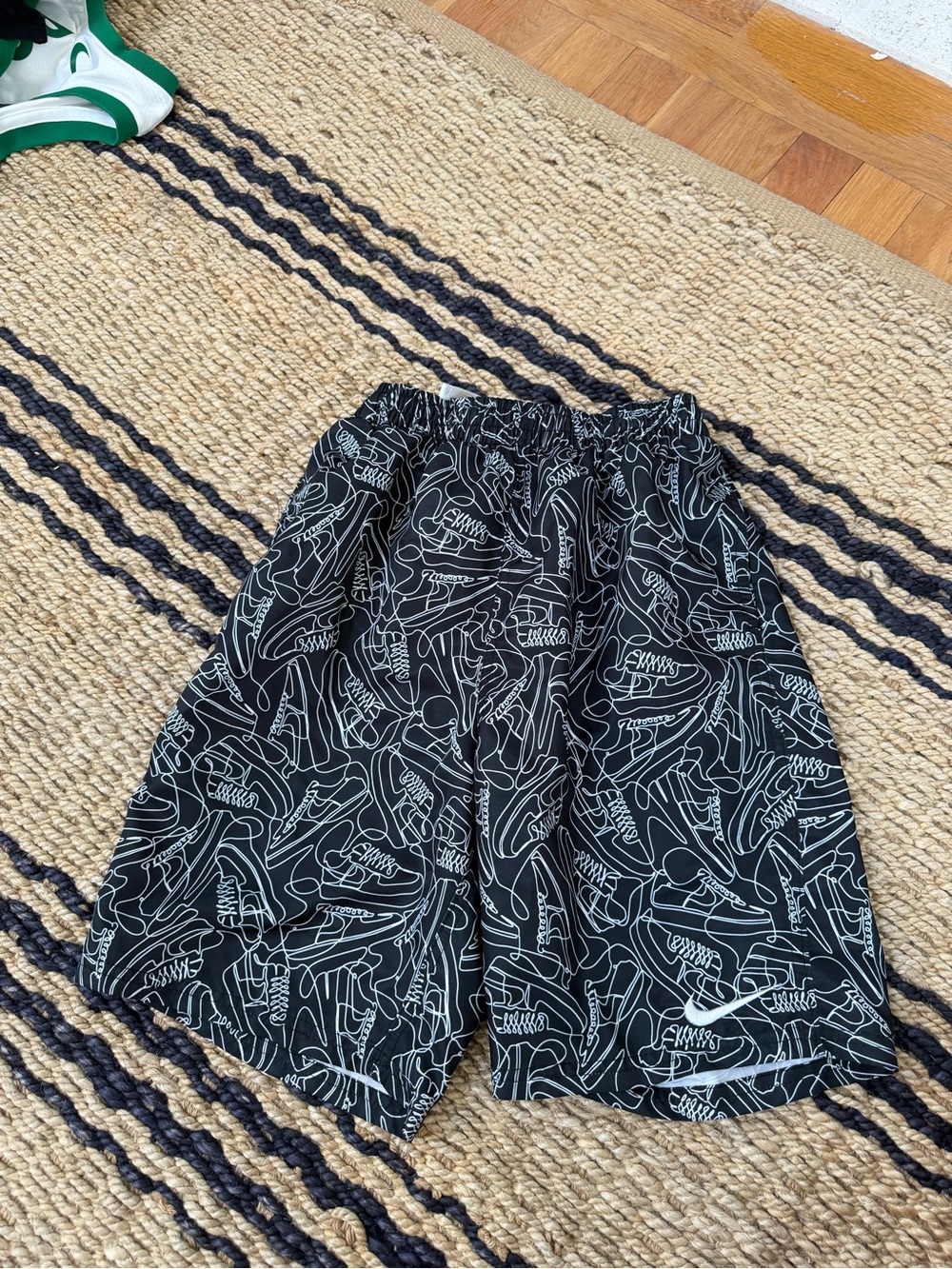 Nike Boys Black & White Graphic Shorts, Size XL